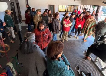 Puerto Guadal inaugura su primer gimnasio municipal multipropósito