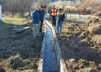 Obras de revestimiento de canales en Río Ibáñez alcanzan 80% de avance y beneficiarán a 56 regantes