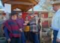 El Club de Rodeo de Villa Mañihuales entrega 210 sacos de leña a familias vulnerables para enfrentar el invierno