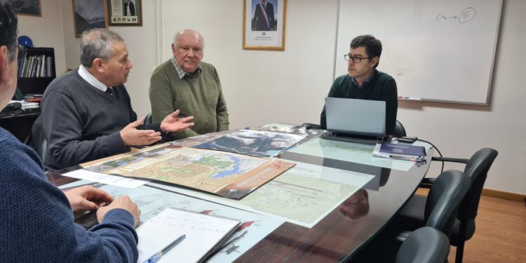 MOP proyecta nueva pista de 2.200 metros y relocalización del aeródromo de Villa O’Higgins