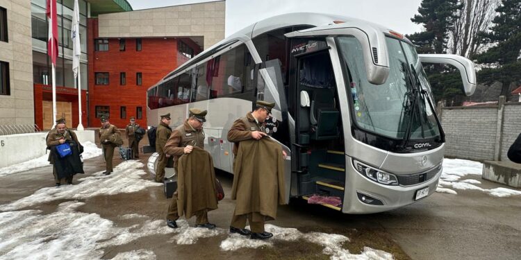 Gobierno Regional entrega nuevo bus a la Banda Instrumental de Carabineros de Aysén