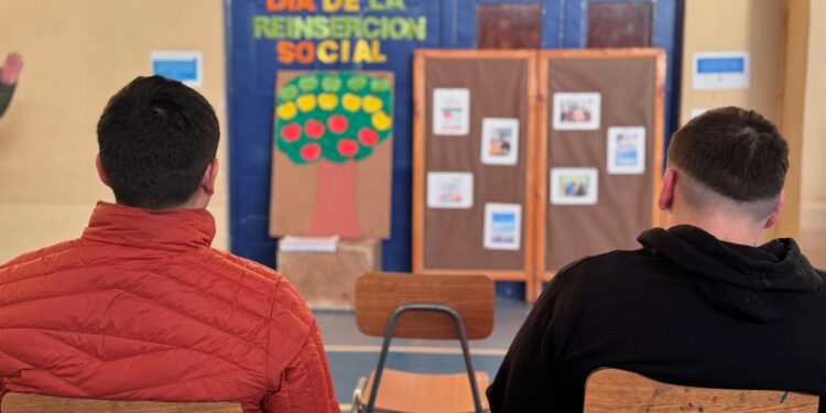 Segundas oportunidades para la juventud: Jóvenes de Coyhaique avanzan en su proceso de reinserción social