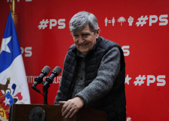 Muere a los 71 años Camilo Escalona, histórico dirigente socialista y expresidente del Senado