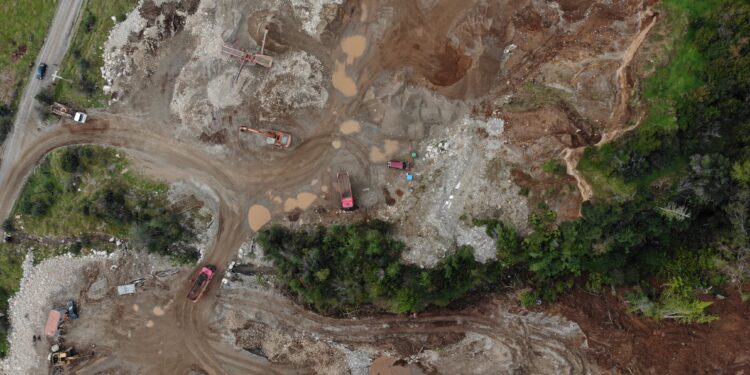 Superintendencia del Medio Ambiente formula cargo grave por incumplimiento ambiental en extracción de áridos en la comuna de Aysén
