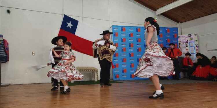 Feria de Fiestas Patrias reunió a emprendedores y agrupaciones locales en Puerto Aysén