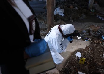 La policía busca al autor de un ataque con arma blanca a su compañero de pensión en Puerto Aysén