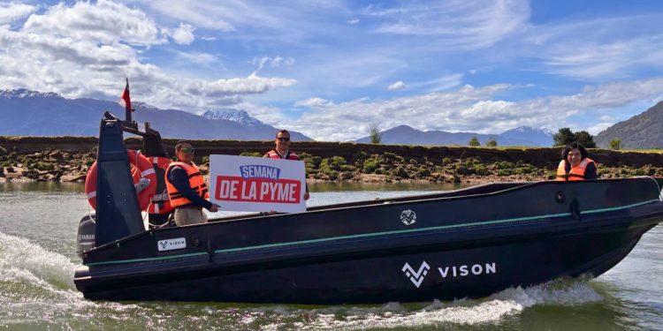 Conocen embarcación de trabajo 100% eléctrica desarrollada en Puerto Aysén