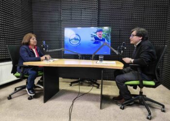 De las avionetas al pavimento: Ana María Mora repasa el desafío de conectar la provincia Capitán Prat