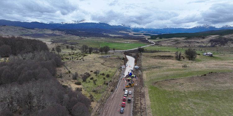 Pavimentación de 12 kilómetros y nuevo puente Baguales mejorarán conexión de Villa Ortega